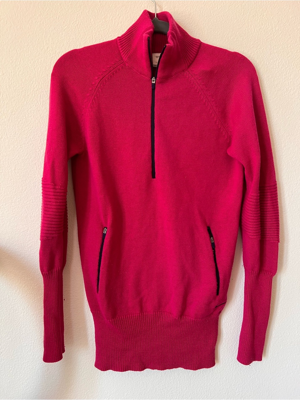 Nike Women’s Golf 1/4 Zip Zip-Up Sweater - Bright Fuchsia Pink S